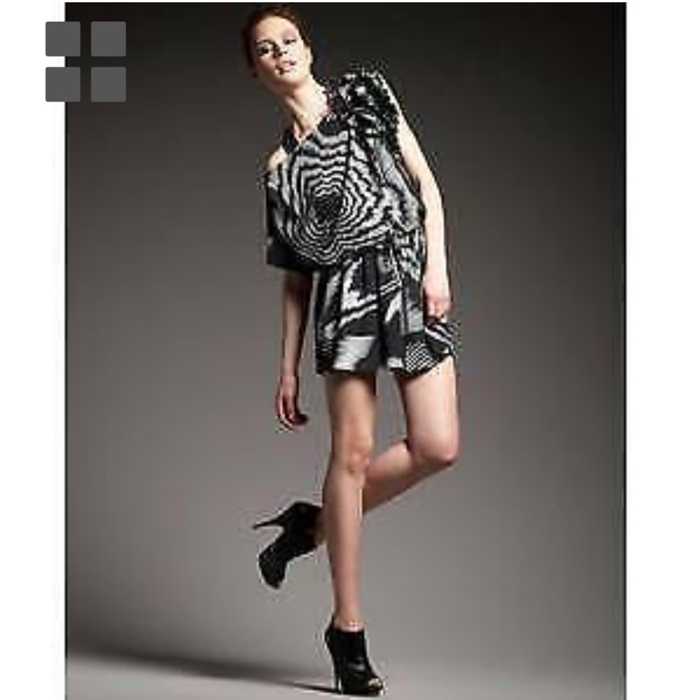 Robert Rodriguez sexy fashion dress 💕🌺27